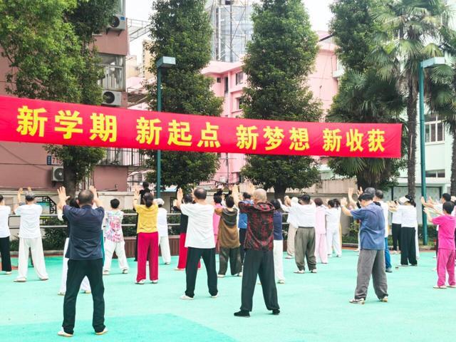 门老人日子“忒适意”pg电子平台在南通海(图23)